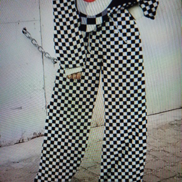 WOW WOW!!  2 piece set(plus size) - Picture 1 of 5